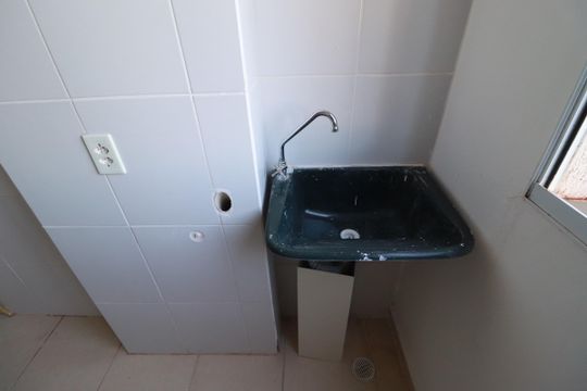 Cozinha  de apartamento para alugar com 2 quartos, 42m² em Jardim Heitor Rigon, Ribeirão Preto