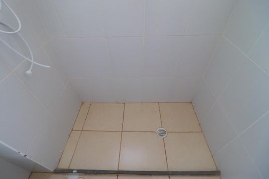 Banheiro  de apartamento para alugar com 2 quartos, 42m² em Jardim Heitor Rigon, Ribeirão Preto
