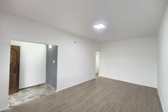 Casa à venda com 2 quartos, 119m² em Taquara, Rio de Janeiro