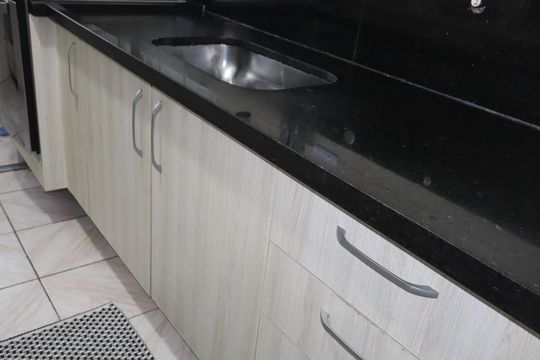 Cozinha e Área de Serviço de apartamento à venda com 2 quartos, 60m² em Vila Olinda, São Paulo