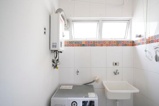 Área de serviço de apartamento à venda com 2 quartos, 60m² em Santa Paula, São Caetano do Sul