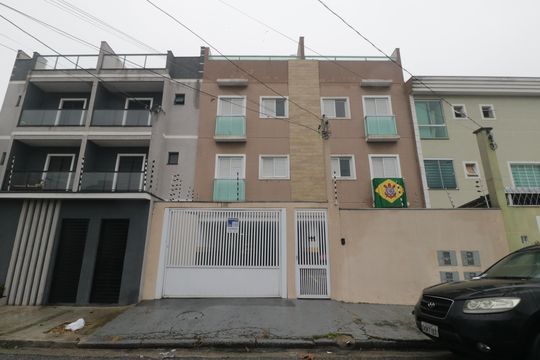 Fachada de apartamento à venda com 2 quartos, 99m² em Santa Maria, Santo André