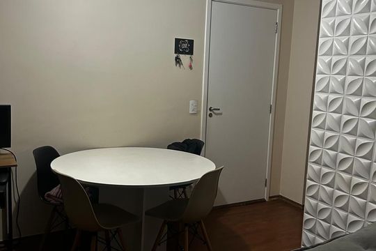 Sala de apartamento para alugar com 1 quarto, 48m² em Jardim Barro Branco, Cotia