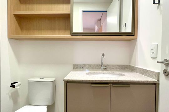 Banheiro da Suíte de kitnet/studio para alugar com 1 quarto, 24m² em Pinheiros, São Paulo