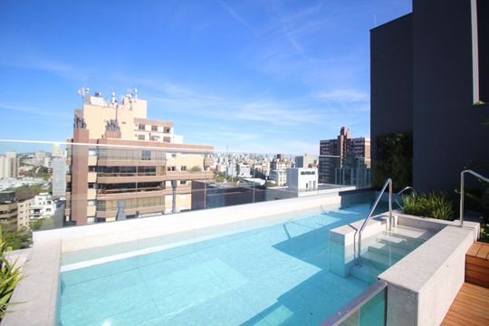 Área comum - Piscina de apartamento à venda com 3 quartos, 101m² em Higienópolis, Porto Alegre