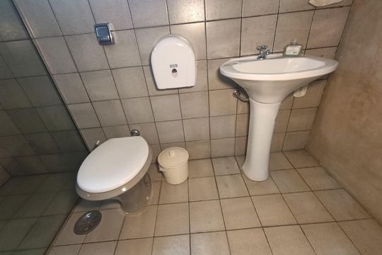 Suíte de casa para alugar com 5 quartos, 150m² em Bela Vista, São Paulo