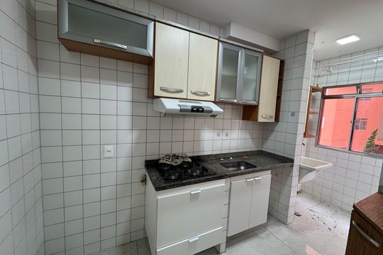 Cozinha de apartamento à venda com 3 quartos, 72m² em Piratininga, Osasco