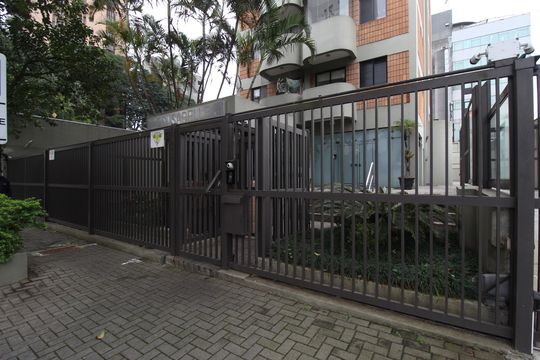 Fachada de apartamento à venda com 1 quarto, 28m² em Planalto Paulista, São Paulo