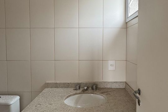Banheiro - Suíte  de apartamento à venda com 3 quartos, 83m² em Vila Goncalves, São Bernardo do Campo
