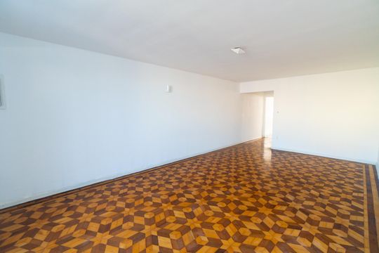 Sala de casa à venda com 3 quartos, 128m² em Mirandópolis, São Paulo