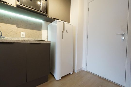 Cozinha de kitnet/studio para alugar com 1 quarto, 32m² em Sacoma, São Paulo