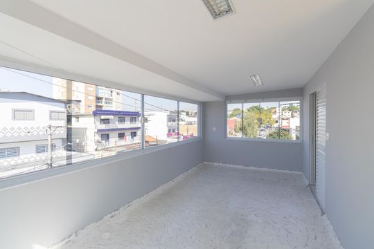Área de Serviço de apartamento para alugar com 1 quarto, 70m² em Vila Sabrina, São Paulo