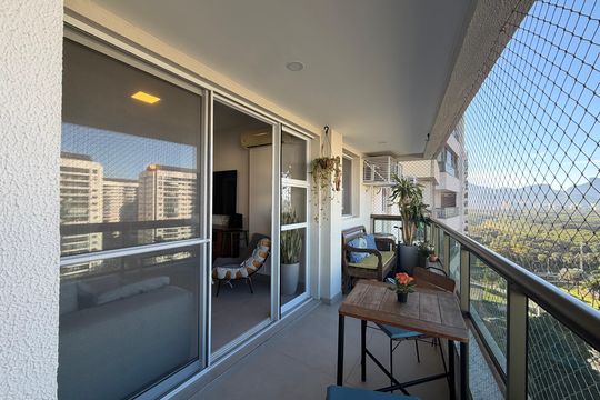 Sala - Varanda  de apartamento para alugar com 3 quartos, 90m² em Barra Olímpica, Rio de Janeiro