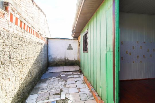 Área externa de casa para alugar com 2 quartos, 50m² em Mathias Velho, Canoas
