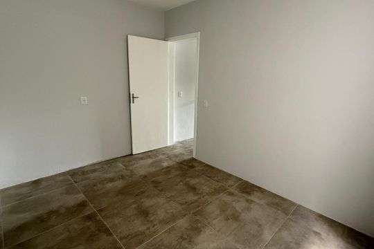 Quarto 1 de apartamento para alugar com 2 quartos, 44m² em Morada do Vale I, Gravataí