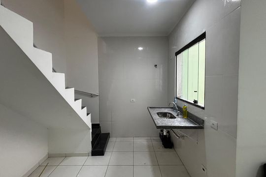 Cozinha de apartamento para alugar com 2 quartos, 94m² em Vila Valparaíso, Santo André