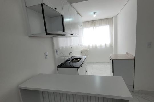 Cozinha de apartamento para alugar com 1 quarto, 55m² em Vila Mogi Moderno, Mogi das Cruzes