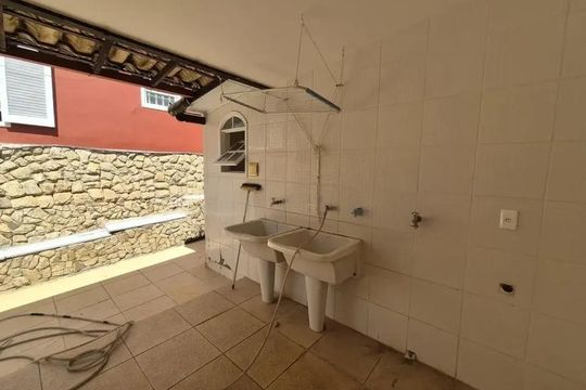 Área de serviço de casa à venda com 3 quartos, 415m² em Vila d’El Rey, Nova Lima