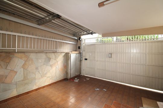 Garagem de casa à venda com 3 quartos, 158m² em Vila Isolina Mazzei, São Paulo
