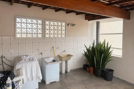 Área de serviço de casa à venda com 3 quartos, 200m² em Jardim Sao Roberto, Guarulhos