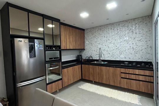 Cozinha de apartamento para alugar com 2 quartos, 54m² em Jardim do Estádio, Santo André