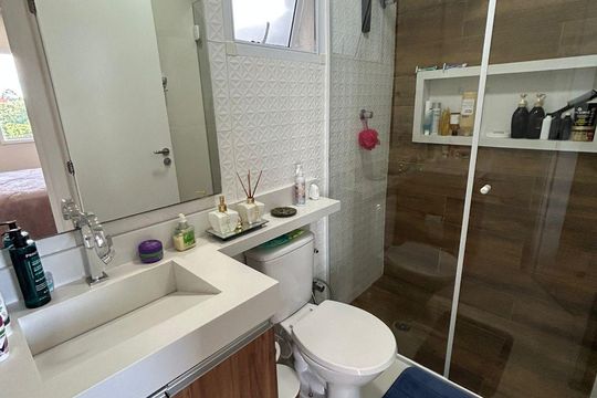 Banheiro de apartamento para alugar com 2 quartos, 54m² em Jardim do Estádio, Santo André