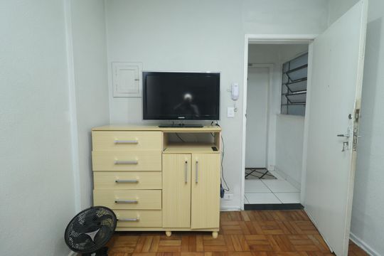 Sala/Quarto de apartamento para alugar com 1 quarto, 27m² em Sé, São Paulo