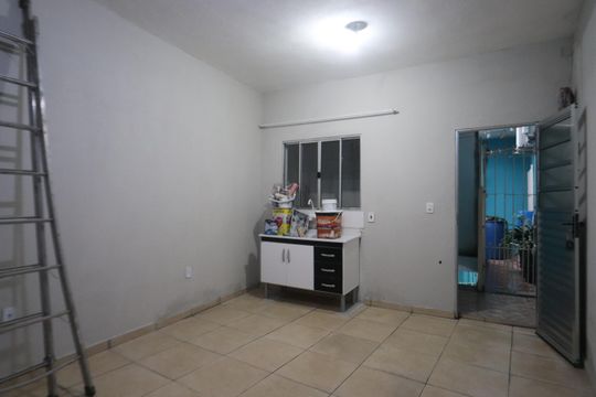 Sala e Cozinha de casa para alugar com 1 quarto, 55m² em Jardim Ana Maria, São Paulo
