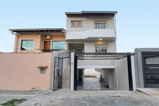 Casa para alugar com 3 quartos, 176m² em Centro, Gravataí