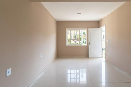 Sala / Cozinha  de casa para alugar com 3 quartos, 176m² em Centro, Gravataí