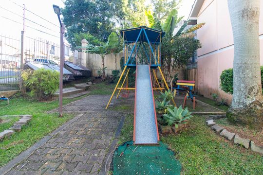 Área comum - Playground de casa de condomínio para alugar com 2 quartos, 58m² em Camaquã, Porto Alegre