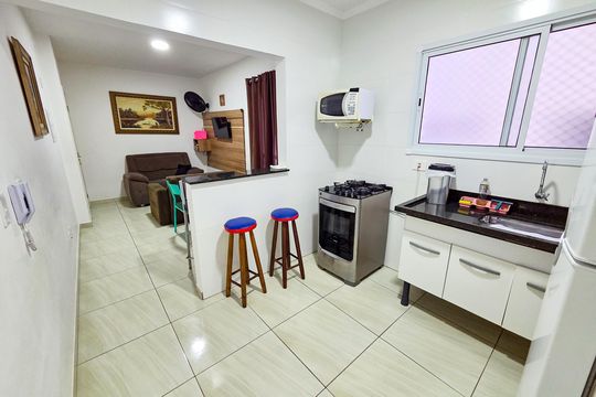 Cozinha de apartamento para alugar com 1 quarto, 47m² em Aviação, Praia Grande
