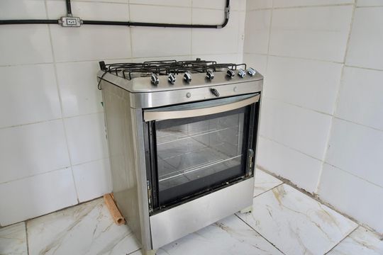 Sala-Cozinha de kitnet/studio para alugar com 1 quarto, 28m² em Parque Pedro Ii, Belo Horizonte