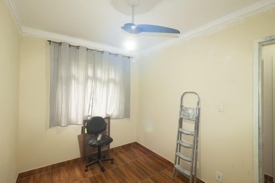 Quarto 2 de apartamento para alugar com 2 quartos, 52m² em Cosmos, Rio de Janeiro