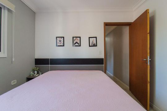 Suíte  de apartamento à venda com 3 quartos, 124m² em Vila Bocaina, Mauá