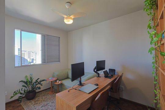 Apartamento à venda com 2 quartos, 85m² em Lourdes, Belo Horizonte