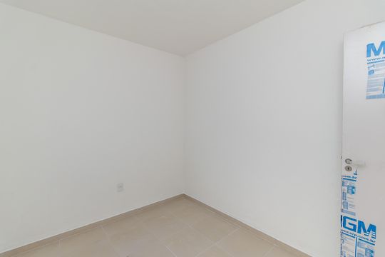 Quarto 1 de apartamento para alugar com 2 quartos, 42m² em Centro, Ribeirão das Neves