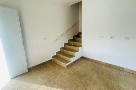 Sala de casa para alugar com 2 quartos, 60m² em Outeiro de Passárgada, Cotia