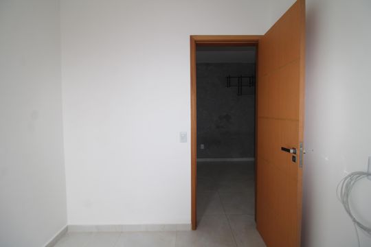 Quarto 2 de apartamento para alugar com 2 quartos, 42m² em Santana, São Paulo