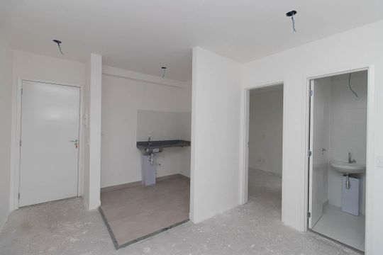 Sala de apartamento à venda com 1 quarto, 33m² em Vila Mazzei, São Paulo