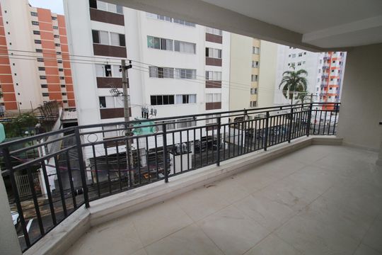 Sacada de apartamento para alugar com 3 quartos, 103m² em Vila Adyana, São José dos Campos