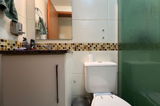 Banheiro Social de apartamento à venda com 2 quartos, 66m² em Serrano, Belo Horizonte