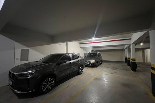 Garagem de apartamento à venda com 2 quartos, 66m² em Serrano, Belo Horizonte