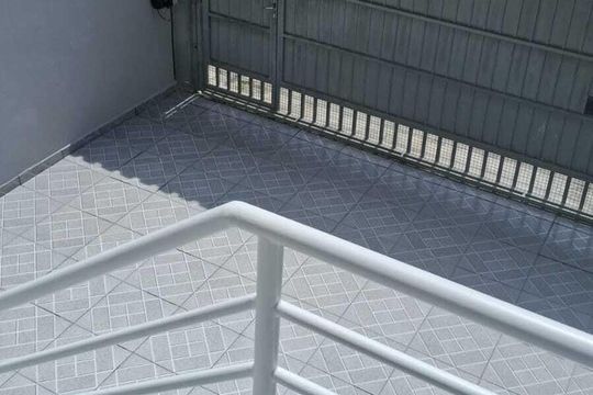 Escada de casa à venda com 3 quartos, 121m² em Parque Continental, Guarulhos