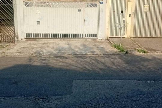 Fachada de casa à venda com 3 quartos, 121m² em Parque Continental, Guarulhos