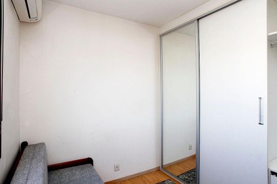 Quarto 3 de apartamento à venda com 3 quartos, 130m² em Petrópolis, Porto Alegre