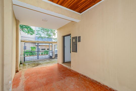 Garagem de casa à venda com 3 quartos, 190m² em Jardim das Acacias, São Paulo