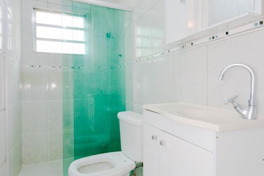 Banheiro de apartamento à venda com 2 quartos, 60m² em Vila Imaculada, Guarulhos