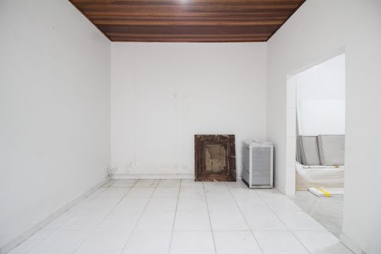 Sala de casa de condomínio à venda com 2 quartos, 160m² em Vila Claudia, São Paulo