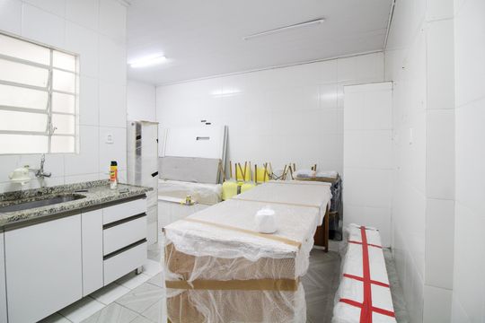 Cozinha de casa de condomínio à venda com 2 quartos, 160m² em Vila Claudia, São Paulo